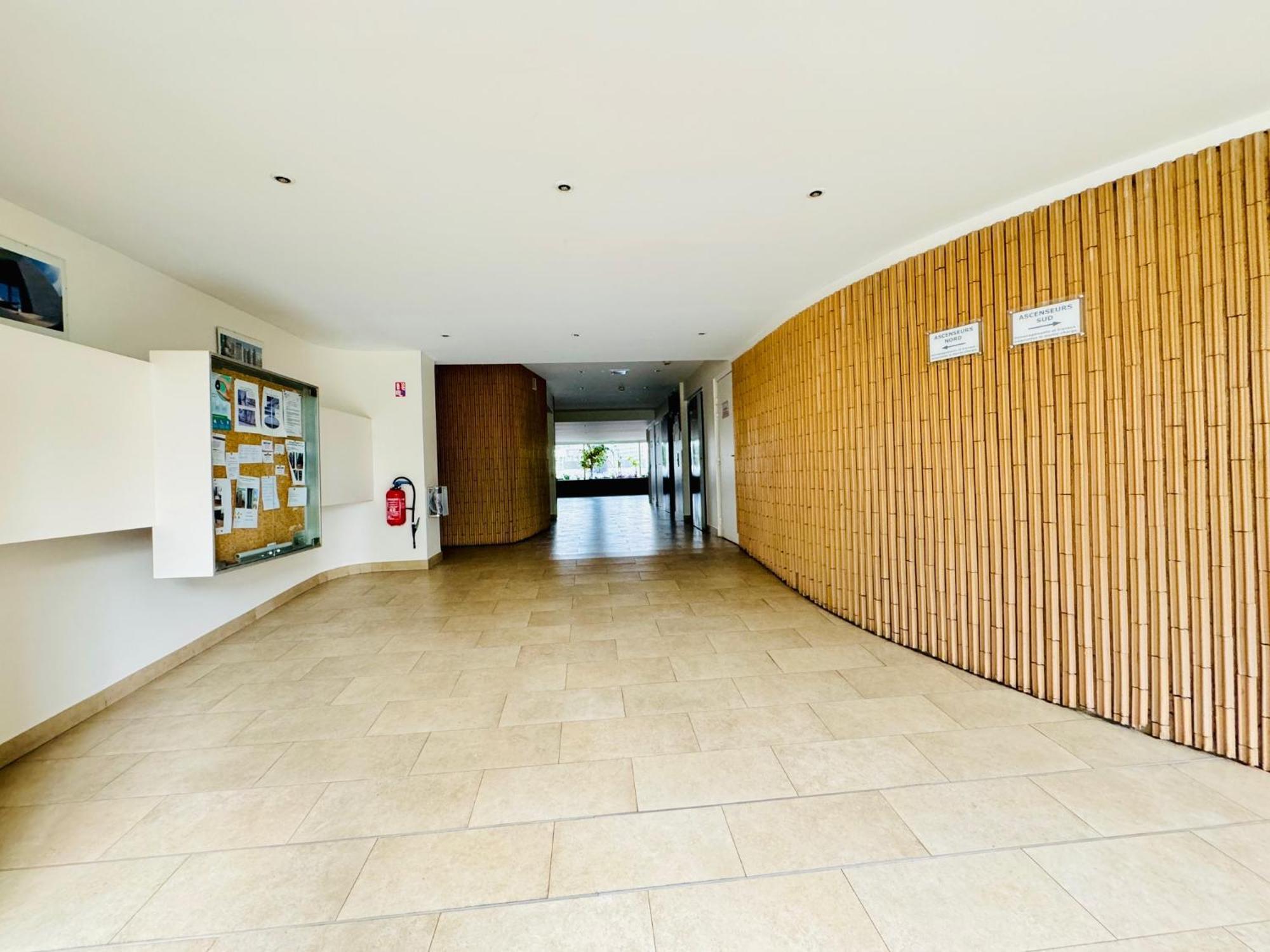 La Défense Apartment Puteaux